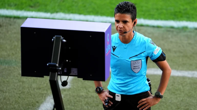Aturan VAR dan Penalti Baru Piala Dunia 2026