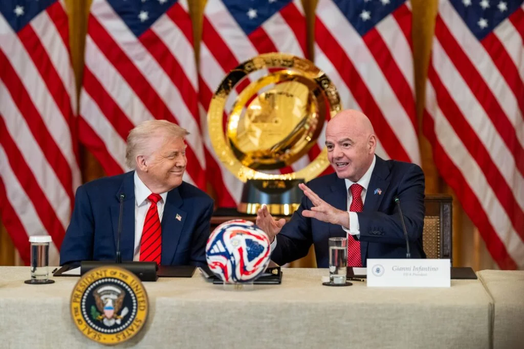 Trump hadiri