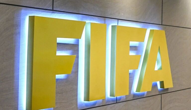 Sanksi FIFA untuk Serbia, El Salvador, dan Afrika Selatan