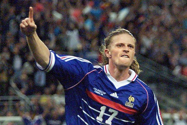 Emmanuel Petit Gelandang Bertahan Juara Piala Dunia 1998