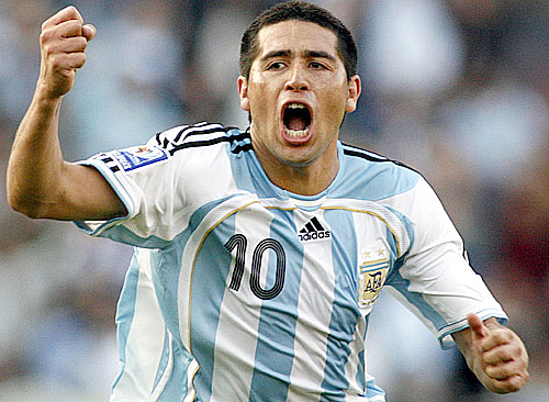 Juan Román Riquelme, Maestro Playmaker Argentina